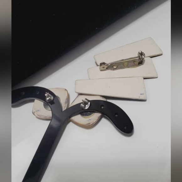 Blue And Gold Tone Ceramic Set. Earrings And Brooch Jewelry. 🌴 - Picture 3 of 4